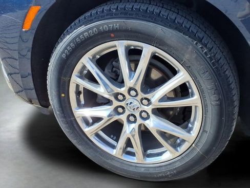 Used 2024 Buick Enclave Essence w/ Experience Buick Package image 20