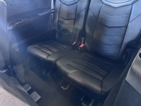 Used 2023 Cadillac XT6 Sport image 19