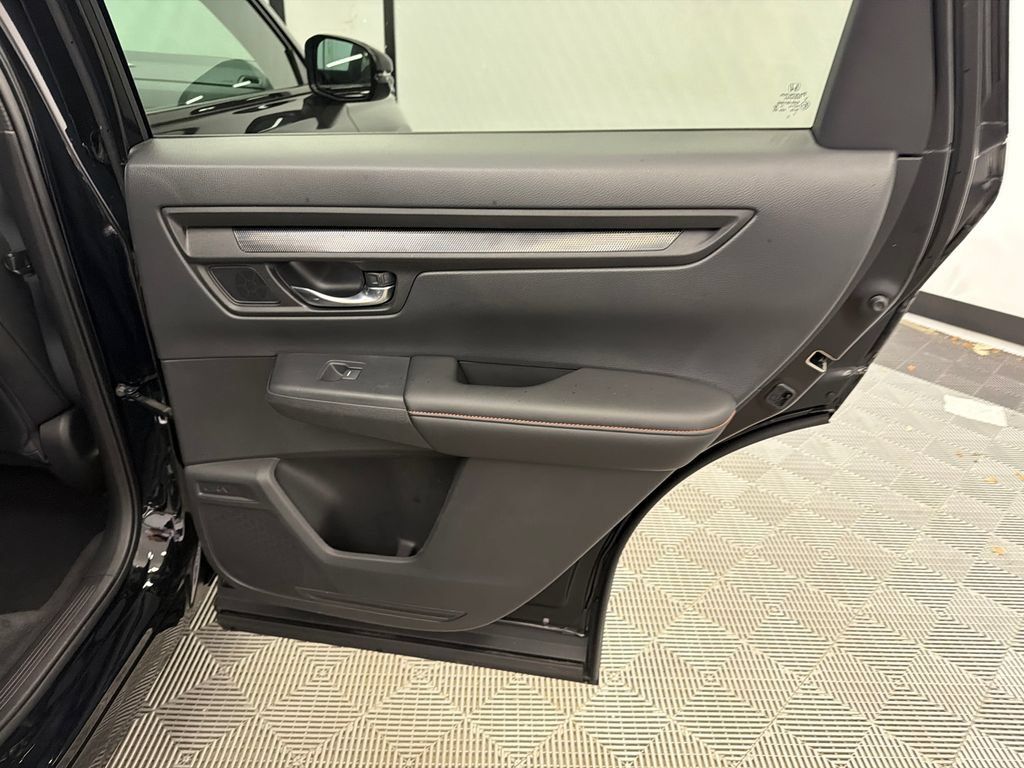 Used 2026 Honda CR-V Sport-L image 18