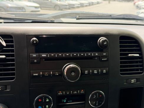Used 2013 GMC Sierra 2500 SLE w/ HD SLE Premium Package AWD/4WD image 22