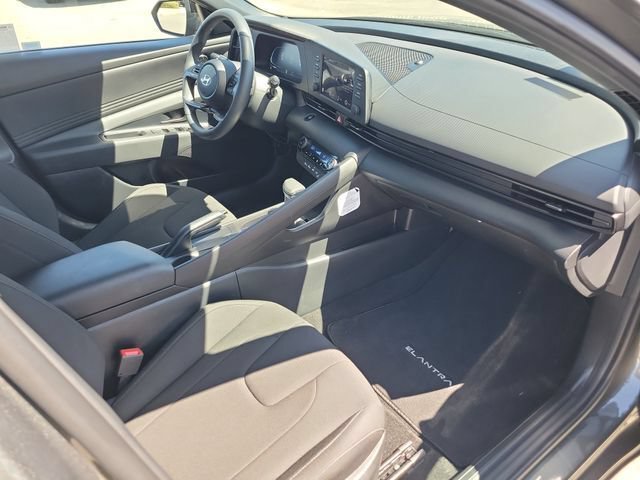 Certified 2026 Hyundai Elantra Sport w/ Cargo Package FWD image 20