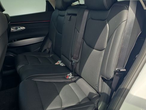New 2026 Genesis GV70 2.5T Select AWD/4WD image 9