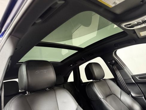 Used 2023 Porsche Macan GTS w/ Premium Package Plus image 10