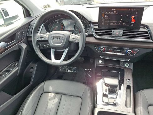 Used 2023 Audi Q5 2.0T Premium w/ Convenience Package AWD/4WD image 15