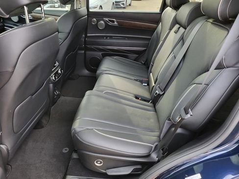 Used 2023 Genesis GV80 2.5T w/ Prestige 20" Package image 14
