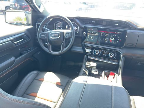 Used 2025 GMC Sierra 1500 AT4 w/ AT4 Premium Package AWD/4WD image 22
