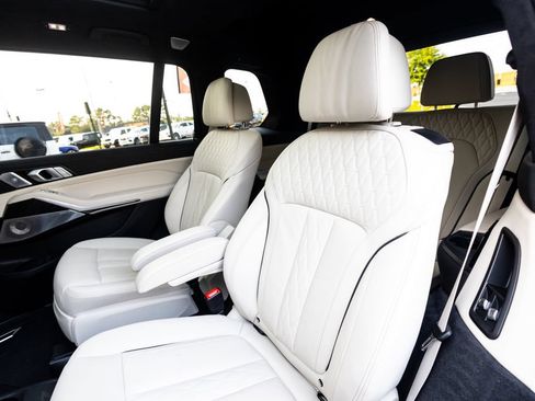 Used 2024 BMW X7 M60i w/ Executive Package AWD/4WD image 51