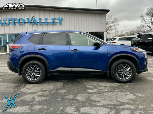 Used 2021 Nissan Rogue S AWD/4WD image 8