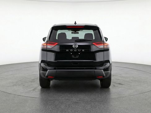 Used 2025 Nissan Rogue SV image 7