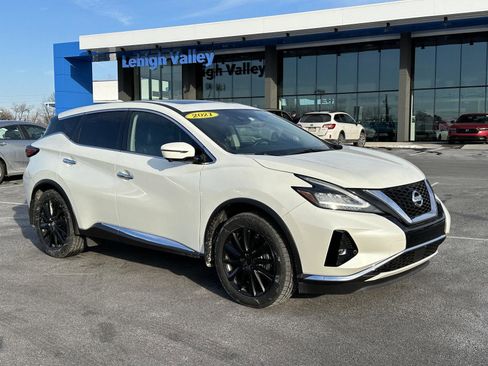 Used 2021 Nissan Murano SL w/ SL Moonroof Package image 2