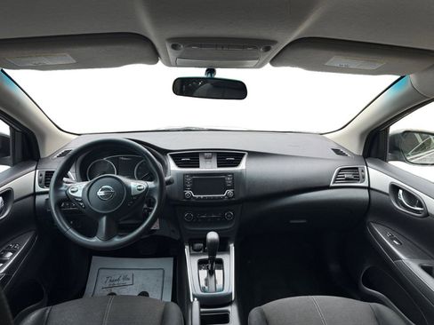 Used 2018 Nissan Sentra S FWD image 7