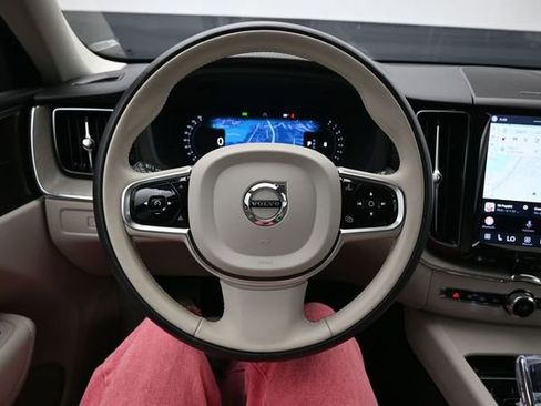 Used 2023 Volvo XC60 B5 Ultimate w/ Protection Package Premier AWD/4WD image 25