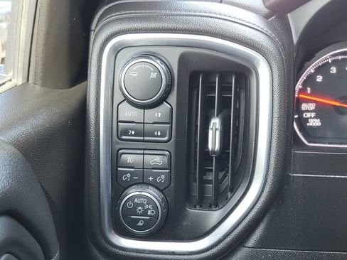 Used 2019 Chevrolet Silverado 1500 LT Trail Boss AWD/4WD image 23