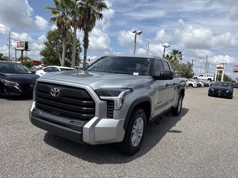 Used 2022 Toyota Tundra SR5 w/ SR5 Convenience Package RWD image 8