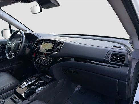 Used 2021 Honda Pilot Elite image 32