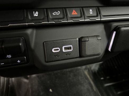Certified 2024 GMC Sierra 2500 Pro AWD/4WD image 31