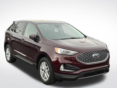 Used 2023 Ford Edge SEL w/ Convenience Package AWD/4WD image 2
