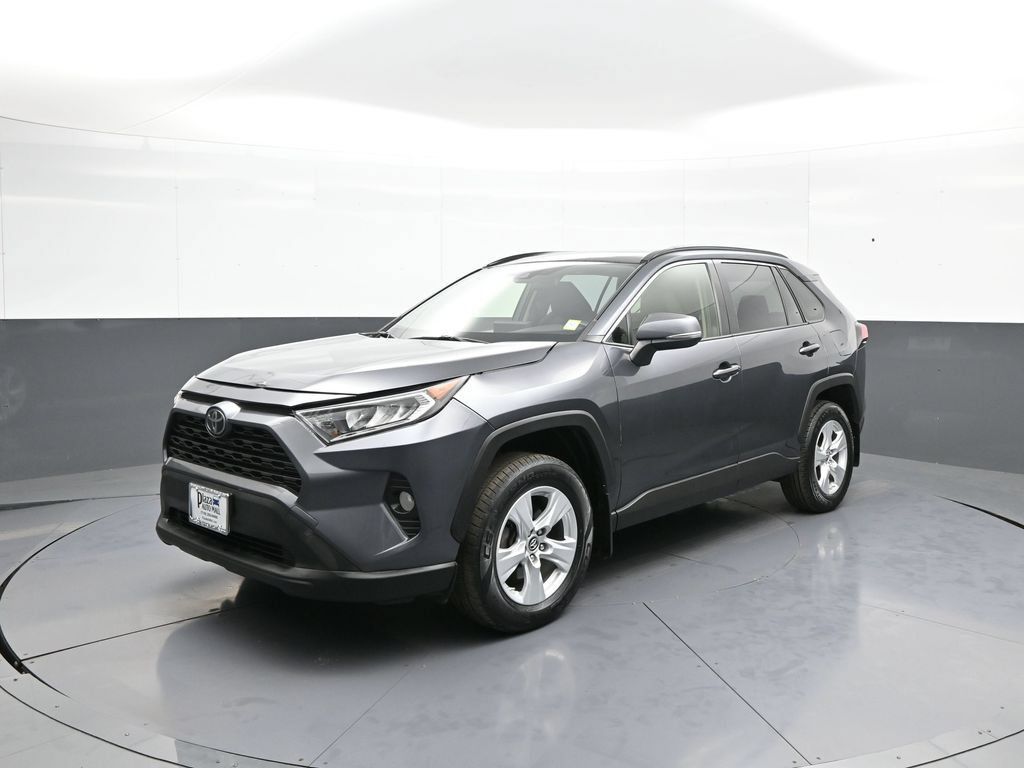 Used 2019 Toyota RAV4 XLE w/ Convenience Package AWD/4WD image 1