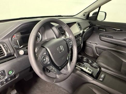 Used 2020 Honda Ridgeline RTL-E image 16