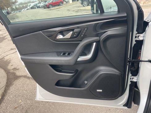 Certified 2021 Chevrolet Blazer Premier w/ Driver Confidence II Package image 36