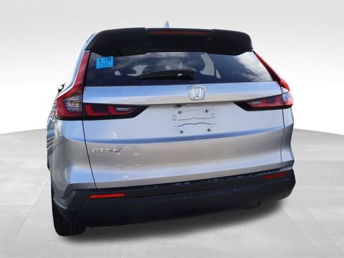 Used 2025 Honda CR-V LX image 7