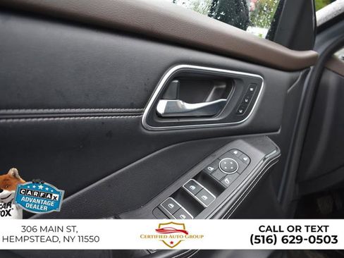 Used 2021 Nissan Rogue SL AWD/4WD image 13
