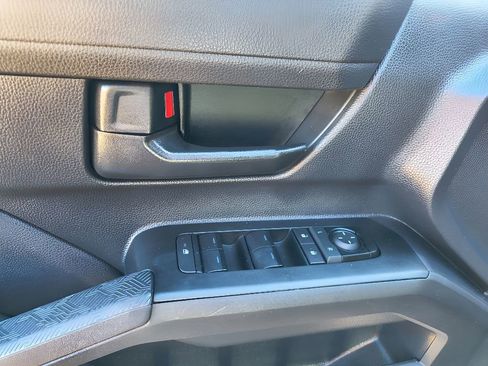 Used 2024 Toyota Tacoma SR image 16