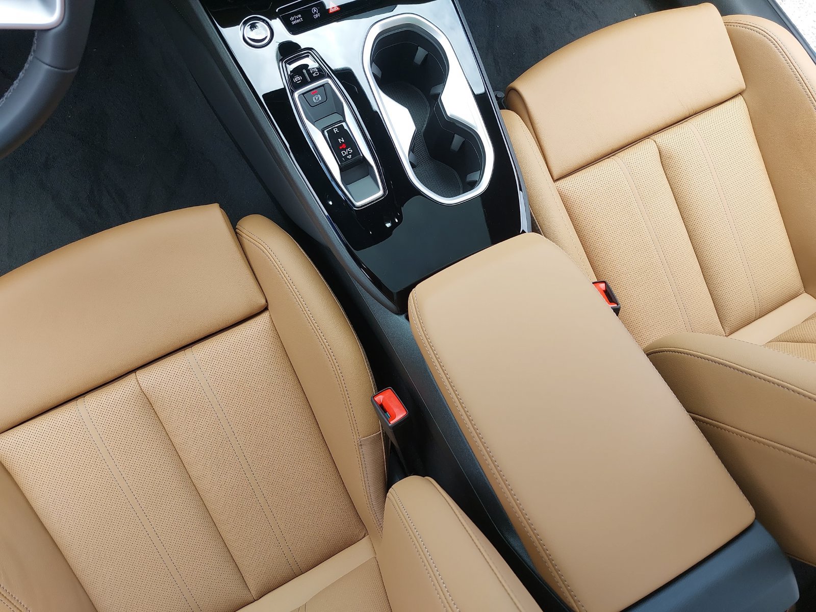 New 2026 Audi A6 Premium Plus AWD/4WD image 28