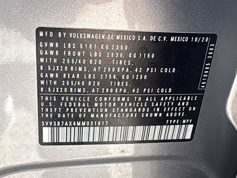 Used 2021 Volkswagen Tiguan SE R-Line image 32