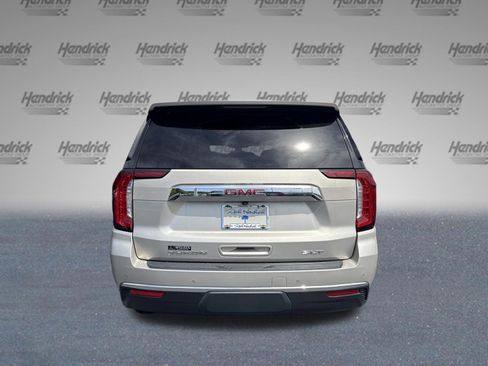Used 2021 GMC Yukon XL SLT w/ SLT Luxury Plus Package image 8