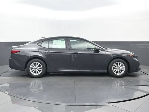 New 2026 Toyota Camry LE w/ Convenience Package FWD image 2