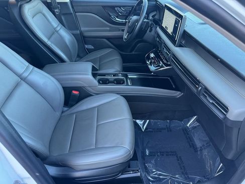 Certified 2024 Lincoln Corsair Reserve w/ Jet Appearance Package AWD/4WD image 31