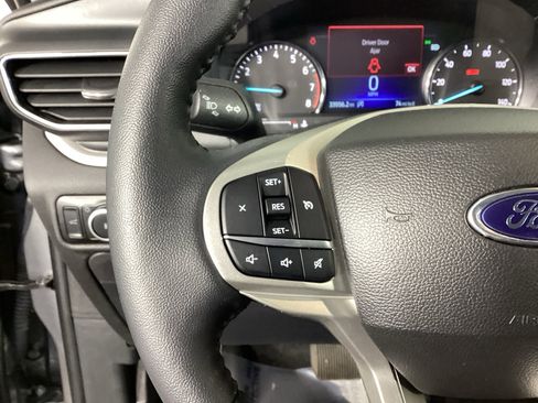 Used 2023 Ford Explorer XLT w/ Equipment Group 202A AWD/4WD image 21