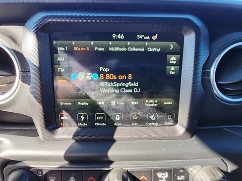 Used 2018 Jeep Wrangler Unlimited Sahara w/ Dual Top Group image 27