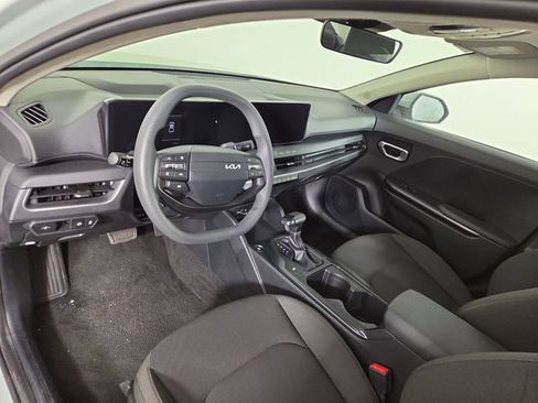 Certified 2026 Kia K4 FWD image 13
