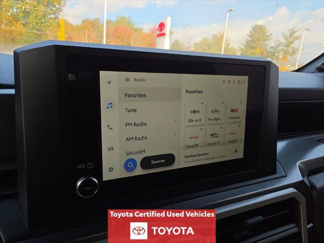 Certified 2025 Toyota Tacoma SR5 w/ SR5 Upgrade Package AWD/4WD image 18
