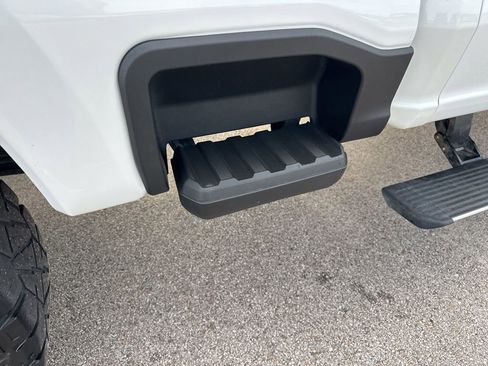 Used 2024 Ford F250 Platinum image 50