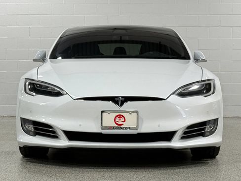 Used 2018 Tesla Model S 75D AWD/4WD image 3
