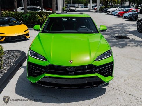 Used 2025 Lamborghini Urus SE AWD/4WD image 4
