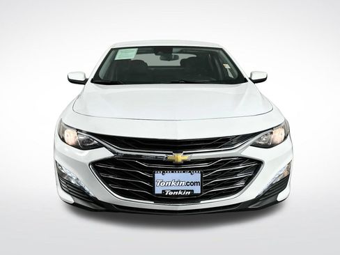 Used 2023 Chevrolet Malibu LT FWD image 2
