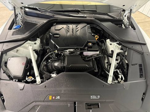 Certified 2025 Genesis G80 2.5T AWD/4WD image 18