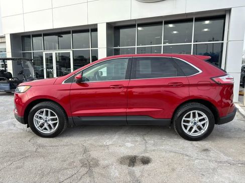 Used 2022 Ford Edge SEL w/ Convenience Package image 4