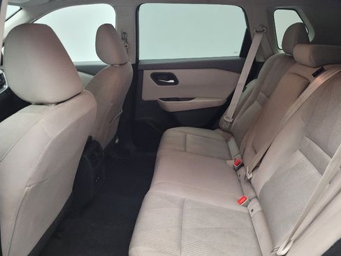 Used 2025 Nissan Rogue SV AWD/4WD image 18