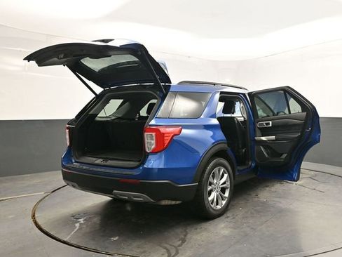 Used 2021 Ford Explorer XLT w/ Equipment Group 202A image 43