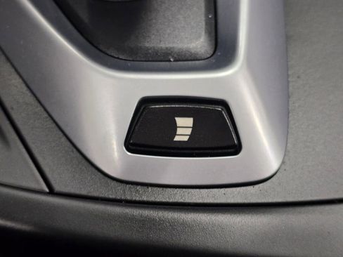 Used 2015 BMW M4 Convertible image 44