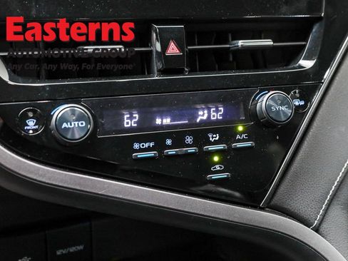 Used 2023 Toyota Camry XSE image 19