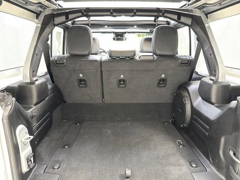 Used 2024 Jeep Wrangler High Altitude image 29
