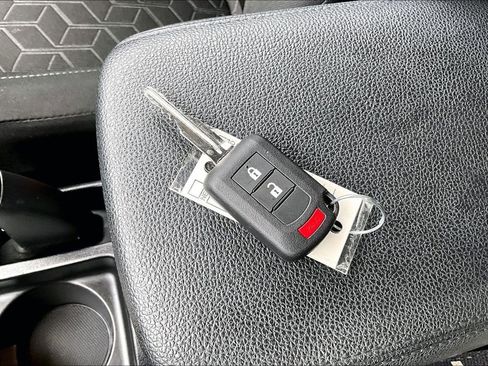 Used 2025 Mitsubishi Outlander Sport SE image 11