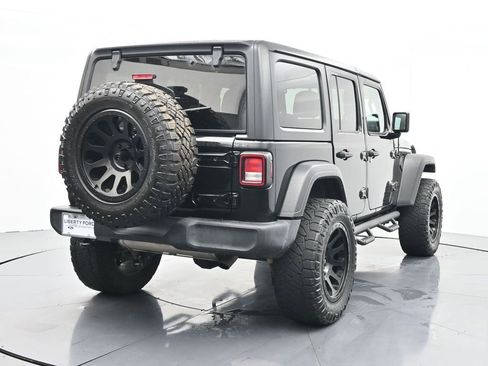 Used 2021 Jeep Wrangler Unlimited Sport image 8