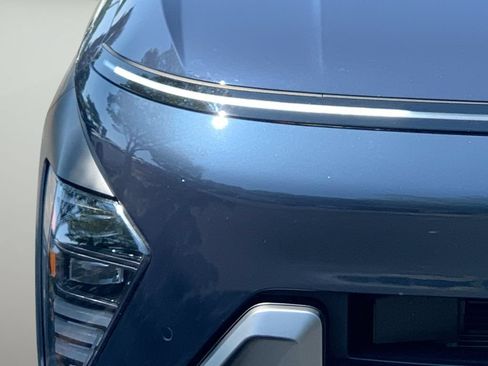 Certified 2024 Hyundai Kona Limited FWD image 10
